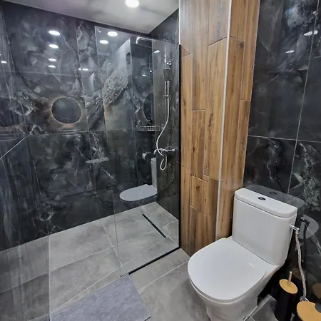 Apartment Neven Whit Free Parking 1 Br *