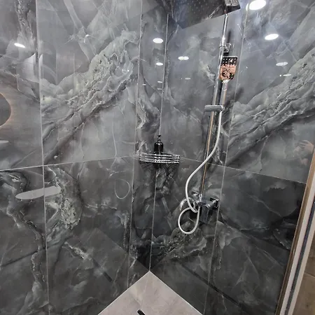 Neven Whit Free Parking 1 Br Варна